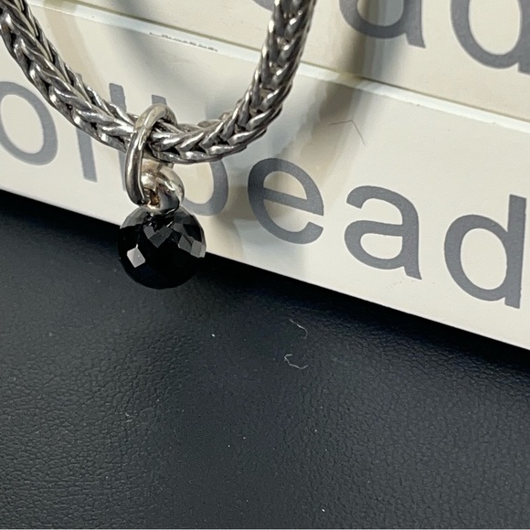 Trollbeads Retired Black Spinel Tassel Bead-51735 - Picture 3 of 7